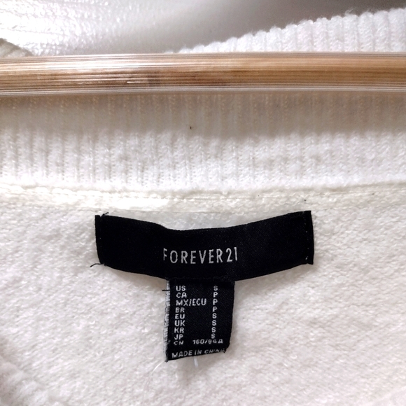 Forever 21 Off the Shoulder Sweater - Picture 3 of 5